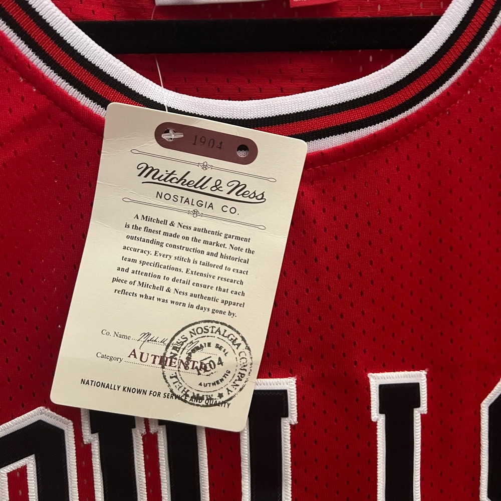 Authentic Chicago Bulls Michael Jordan Jersey 97-98